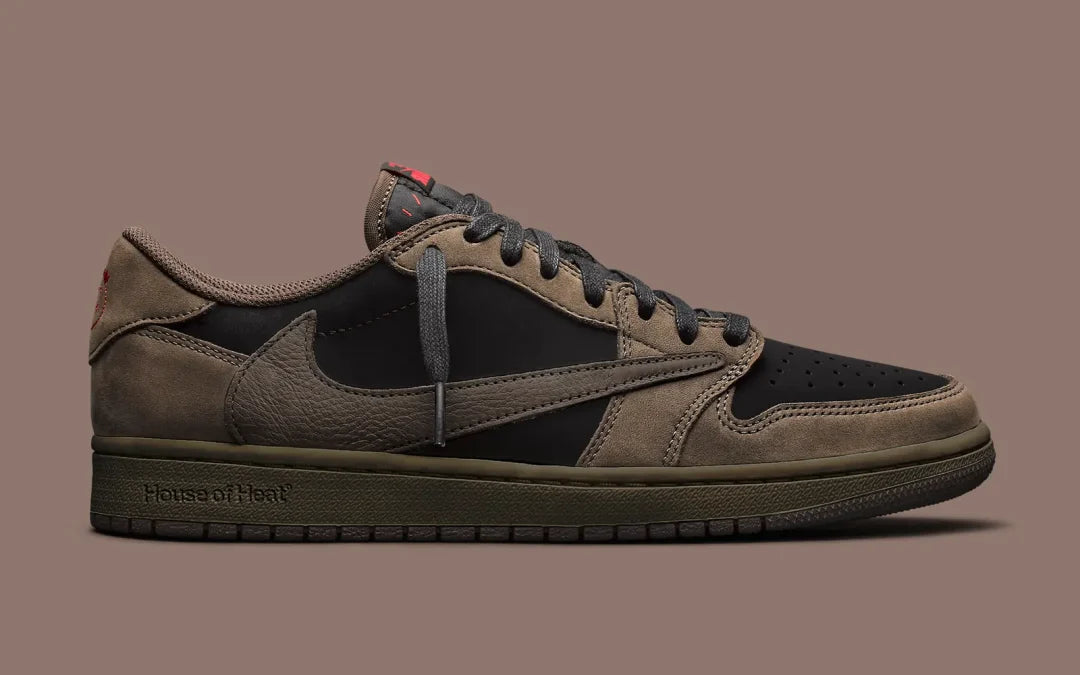 Air Jordan 1 Retro Low OG SP x
Travis Scott "Velvet Brown"