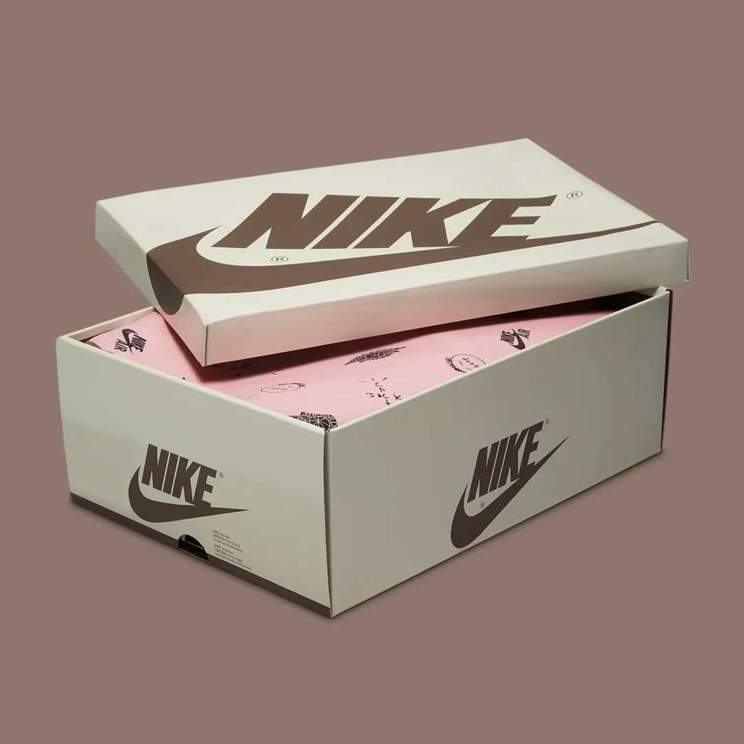 Air Jordan 1 Retro Low OG SP x
Travis Scott "Velvet Brown"