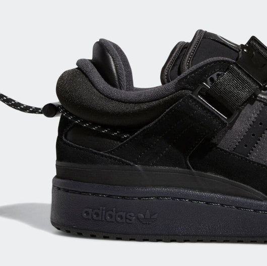 Adidas Forum Low x
Bad Bunny "Back to School"