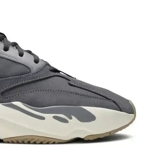 Adidas Yeezy Boost 700
"Magnet"