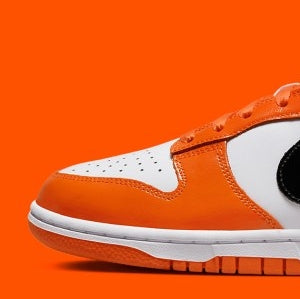 Nike Dunk Low
"Patent Halloween" (Women's)