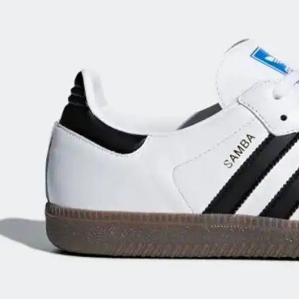 Adidas Samba OG
"Cloud White Core Black"