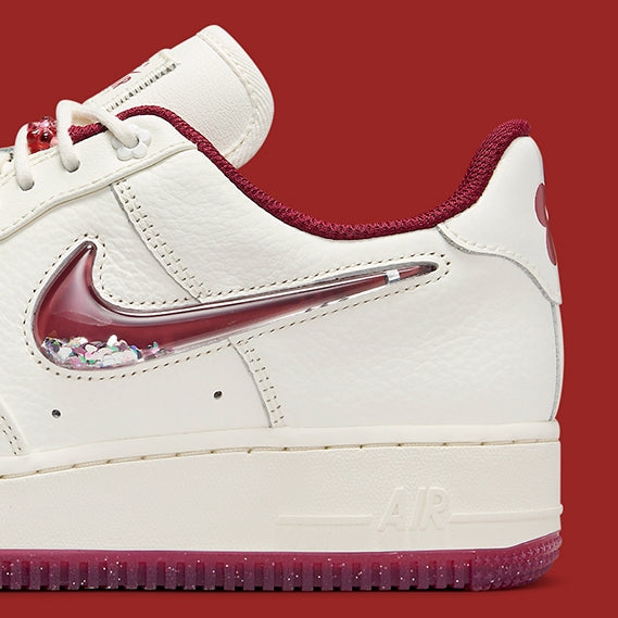 Air Force 1 Low '07 SE PRM
"Valentine's Day 2024" (Women's)