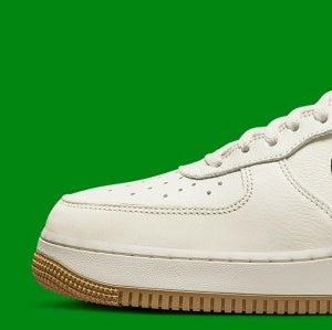 Air Force 1 Low '07 LX
"Plaid Pale Ivory Stadium Green"