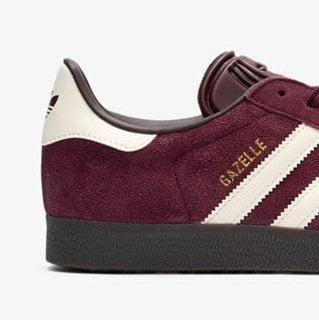 Adidas Gazelle
"Maroon"
