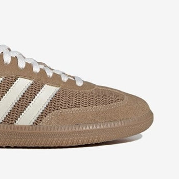 Adidas Samba OG
"Cardboard"