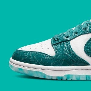 Nike Dunk Low
"Ocean" (Women's)