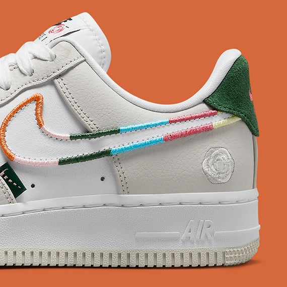 Air Force 1 '07
"All Petals United" (Women's)
