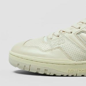 New Balance 550 x
AURALEE "Ecru"