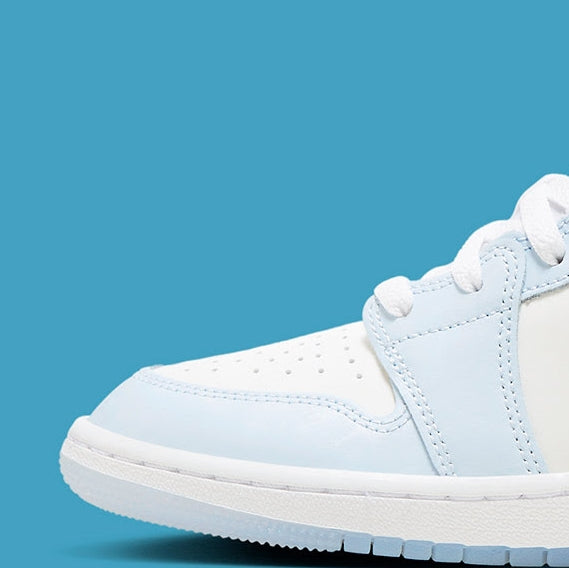 Air Jordan 1 Mid SE
"Glitter Swoosh" (GS)