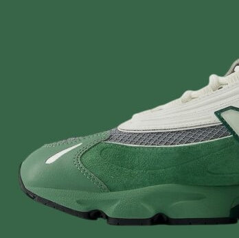 New Balance 1000
"Mallard Green Sea Salt"