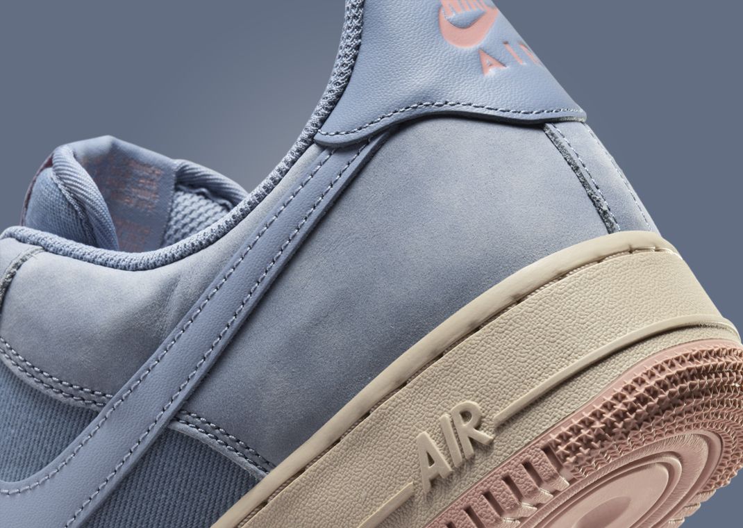 Air Force 1 '07 LX
"Ashen Slate"