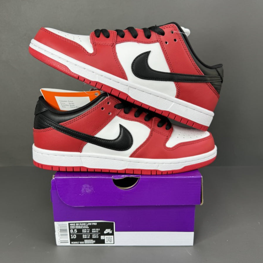 Nike SB Dunk Low
"J-Pack Chicago"