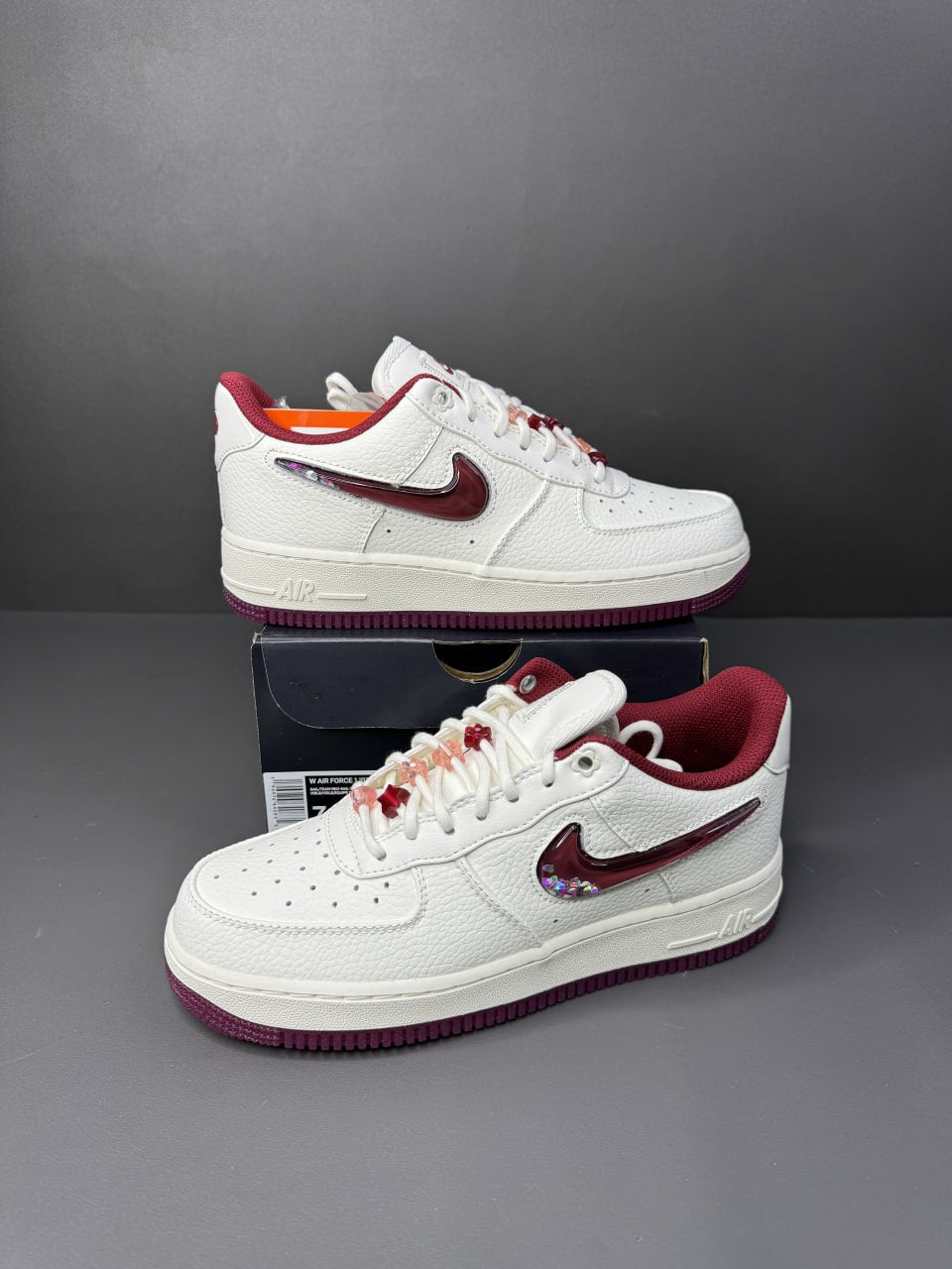 Air Force 1 Low '07 SE PRM
"Valentine's Day 2024" (Women's)