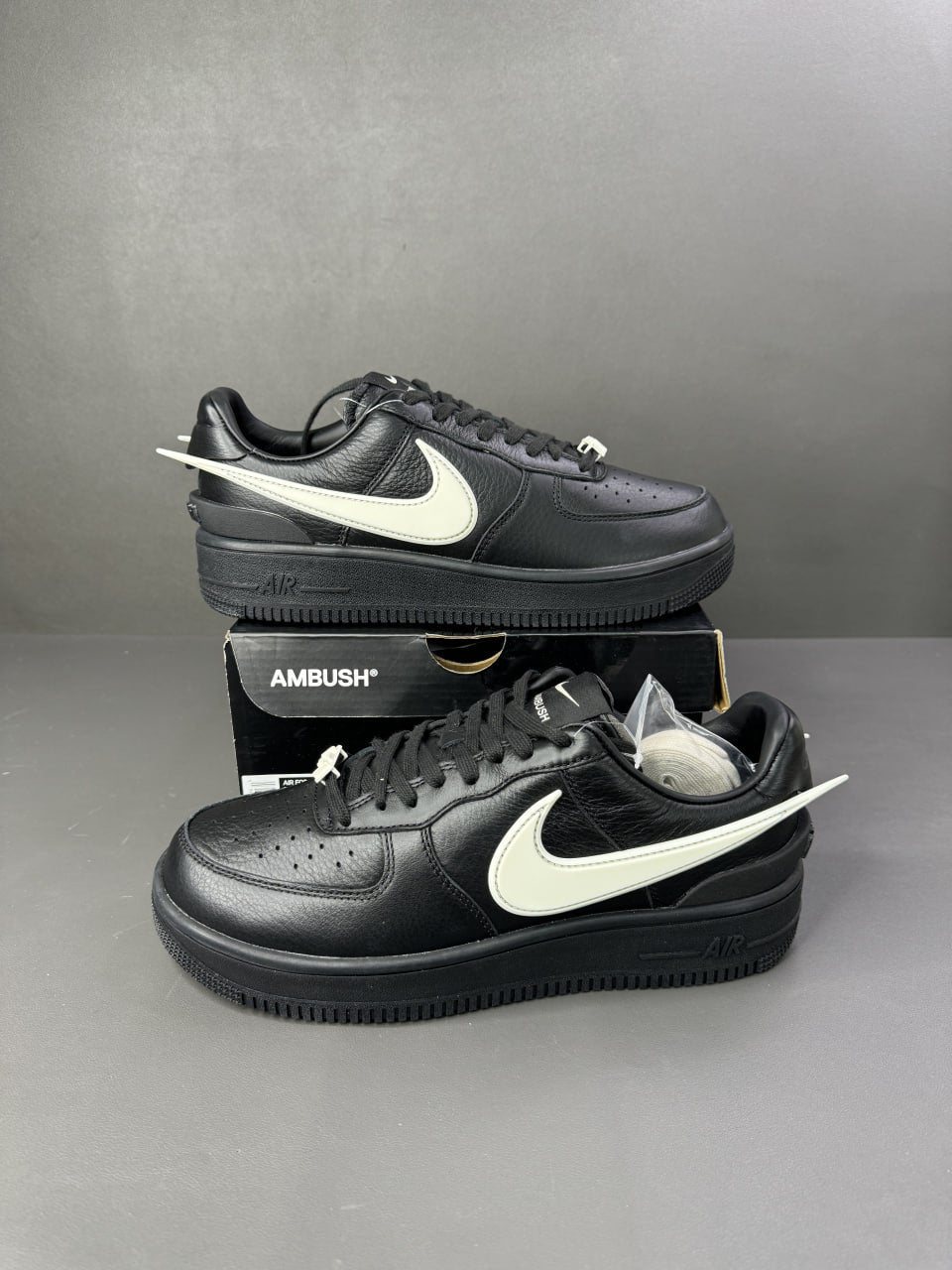 Air Force 1 Low SP x
AMBUSH "Black"
