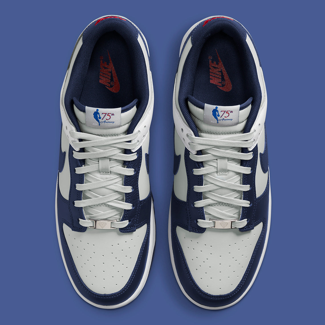 Nike Dunk Low EMB
NBA "75th Anniversary Brooklyn Nets"