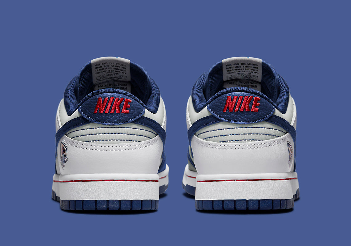 Nike Dunk Low EMB
NBA "75th Anniversary Brooklyn Nets"