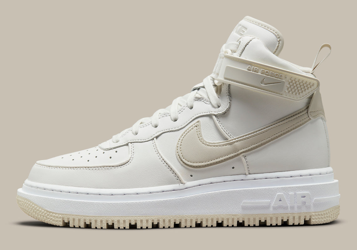 Air Force 1 High Boot
"Summit White"