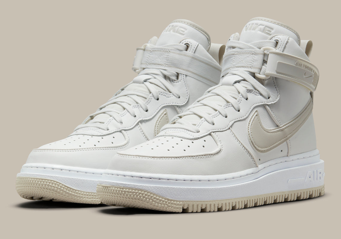 Air Force 1 High Boot
"Summit White"