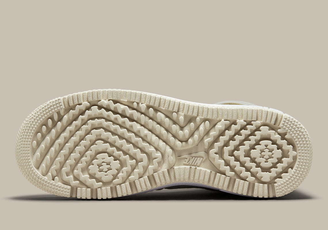 Air Force 1 High Boot
"Summit White"