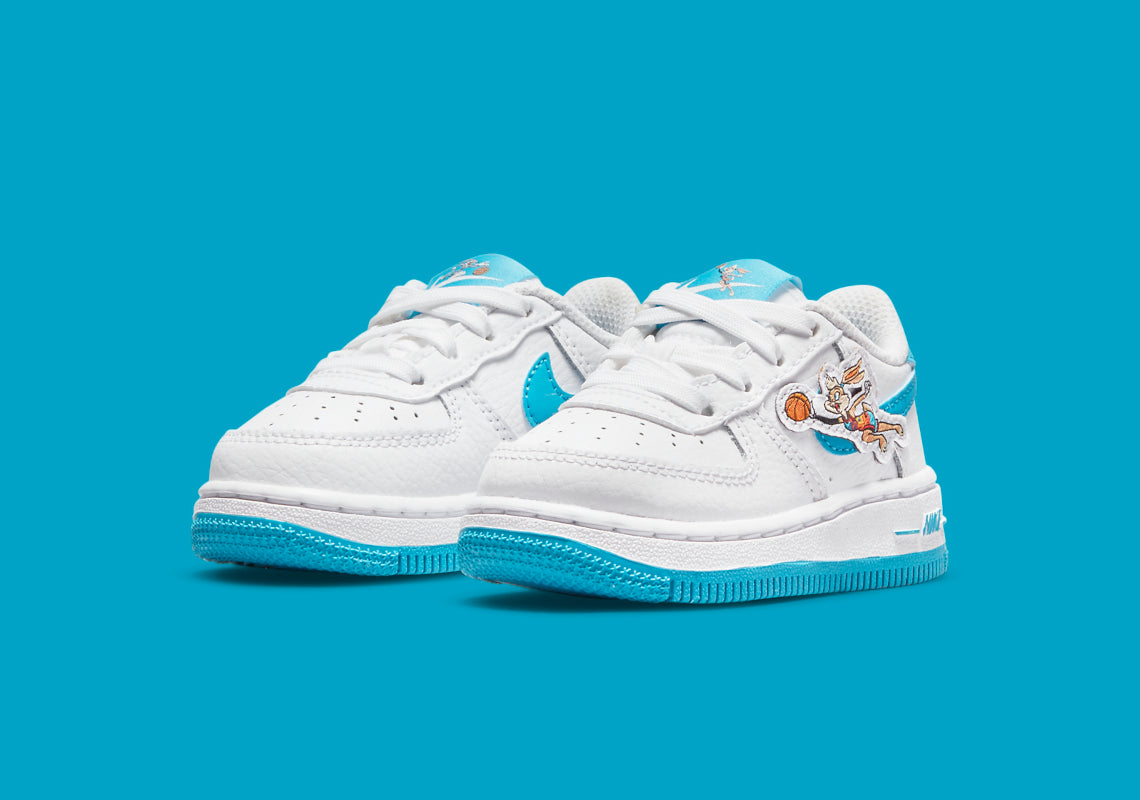 Air Force 1 Low
"Hare Space Jam"