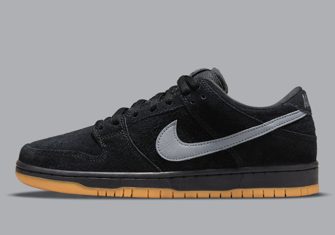 Nike SB Dunk Low
"Fog (2021/2023)"