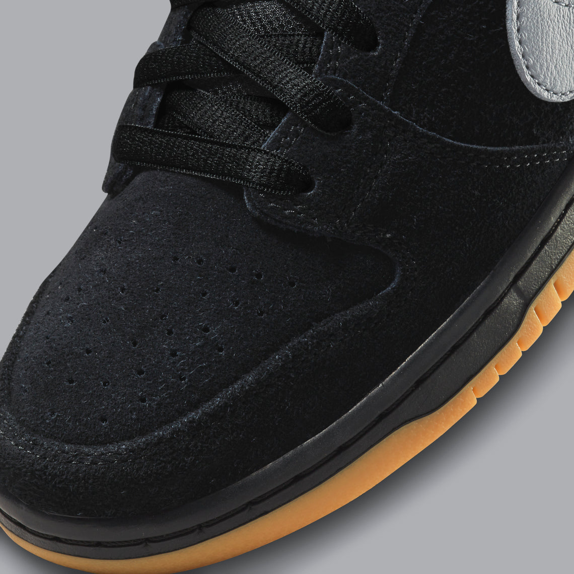 Nike SB Dunk Low
"Fog (2021/2023)"