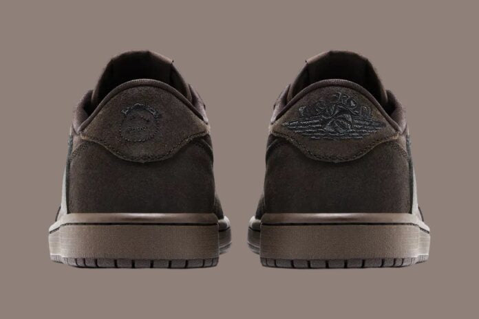 Air Jordan 1 Retro Low OG SP x
Travis Scott "Velvet Brown"