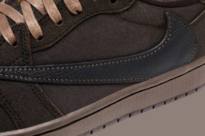 Air Jordan 1 Retro Low OG SP x
Travis Scott "Velvet Brown"