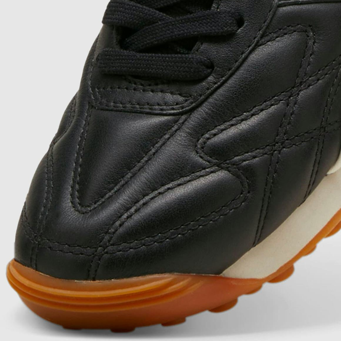 Puma Avanti VL x
Rihanna Fenty Vintage "Leather Black'