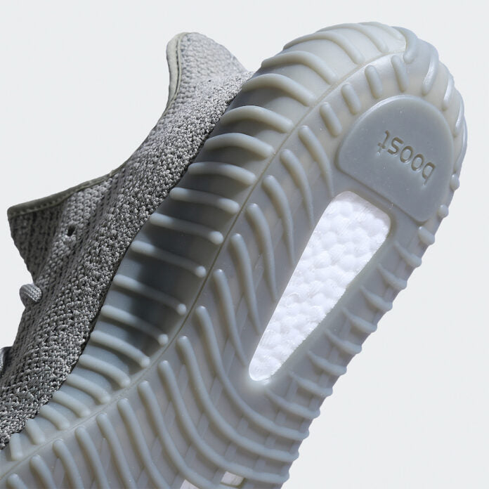 Adidas Yeezy Boost 350 V2
"Granite"