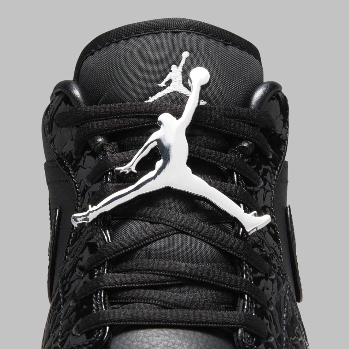 Air Jordan 1 Low SE
"Patent Elephant Black" (Women's)