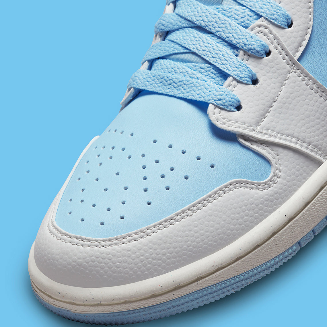 Air Jordan 1 Low SE
"Reverse Ice Blue"