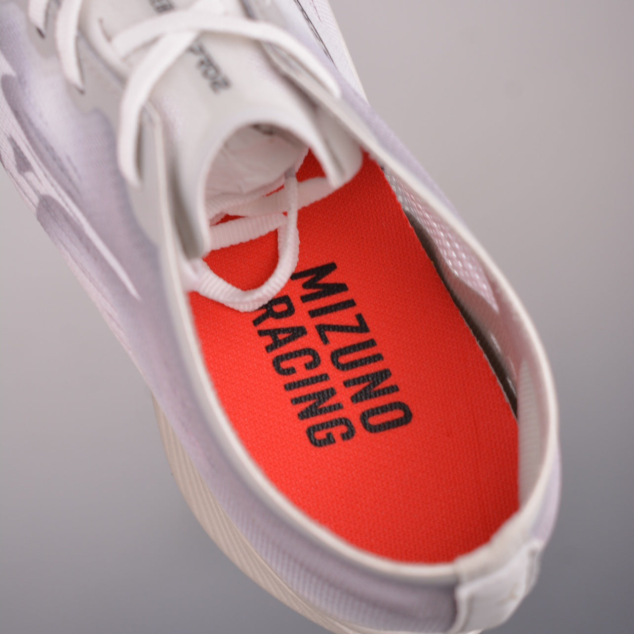 Mizuno Wave Rebellion Pro 2 "White Cayenne"