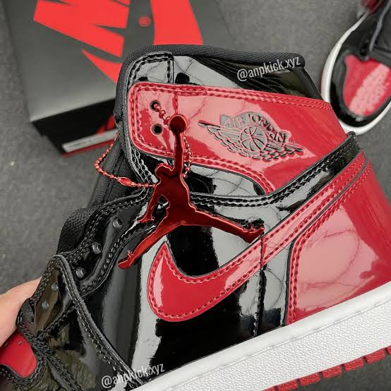 Air Jordan 1 Retro High OG
"Patent Bred"