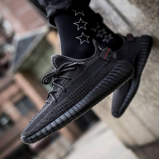 Adidas Yeezy Boost 350 V2
"Black" (Non-Reflective)