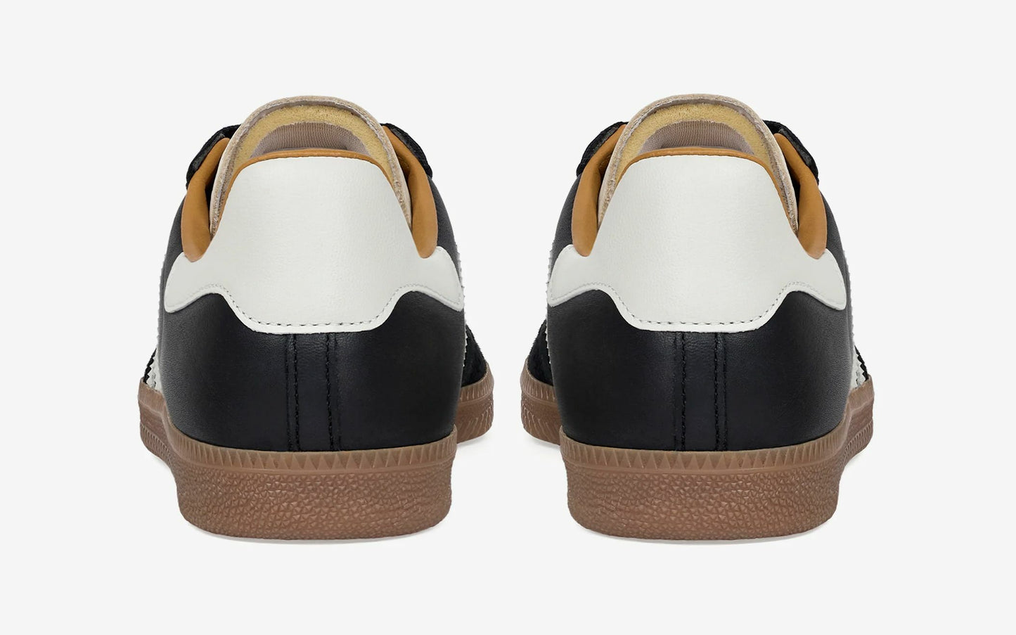 Adidas Samba OG x
JJJJound "Black"8