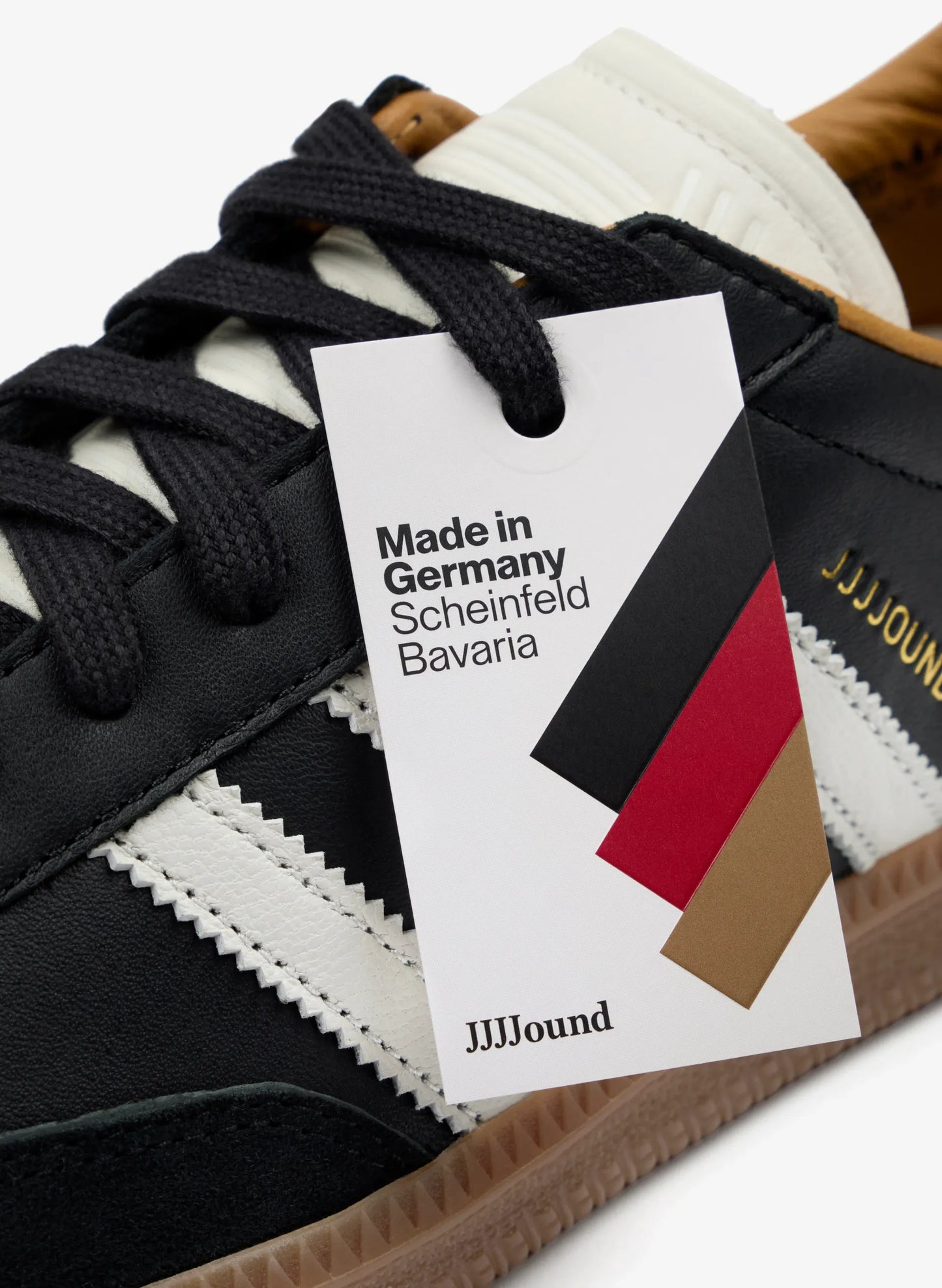 Adidas Samba OG x
JJJJound "Black"8