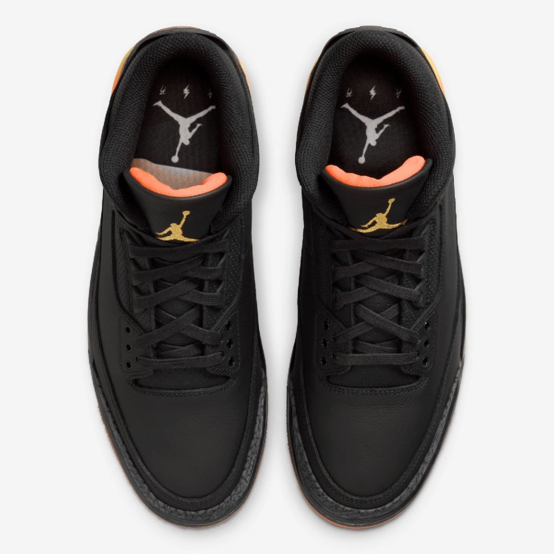 Air Jordan 3 Retro x
J Balvin "Rio"
