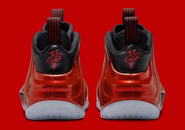 Nike Air Foamposite One
"Metallic Red" (2023)