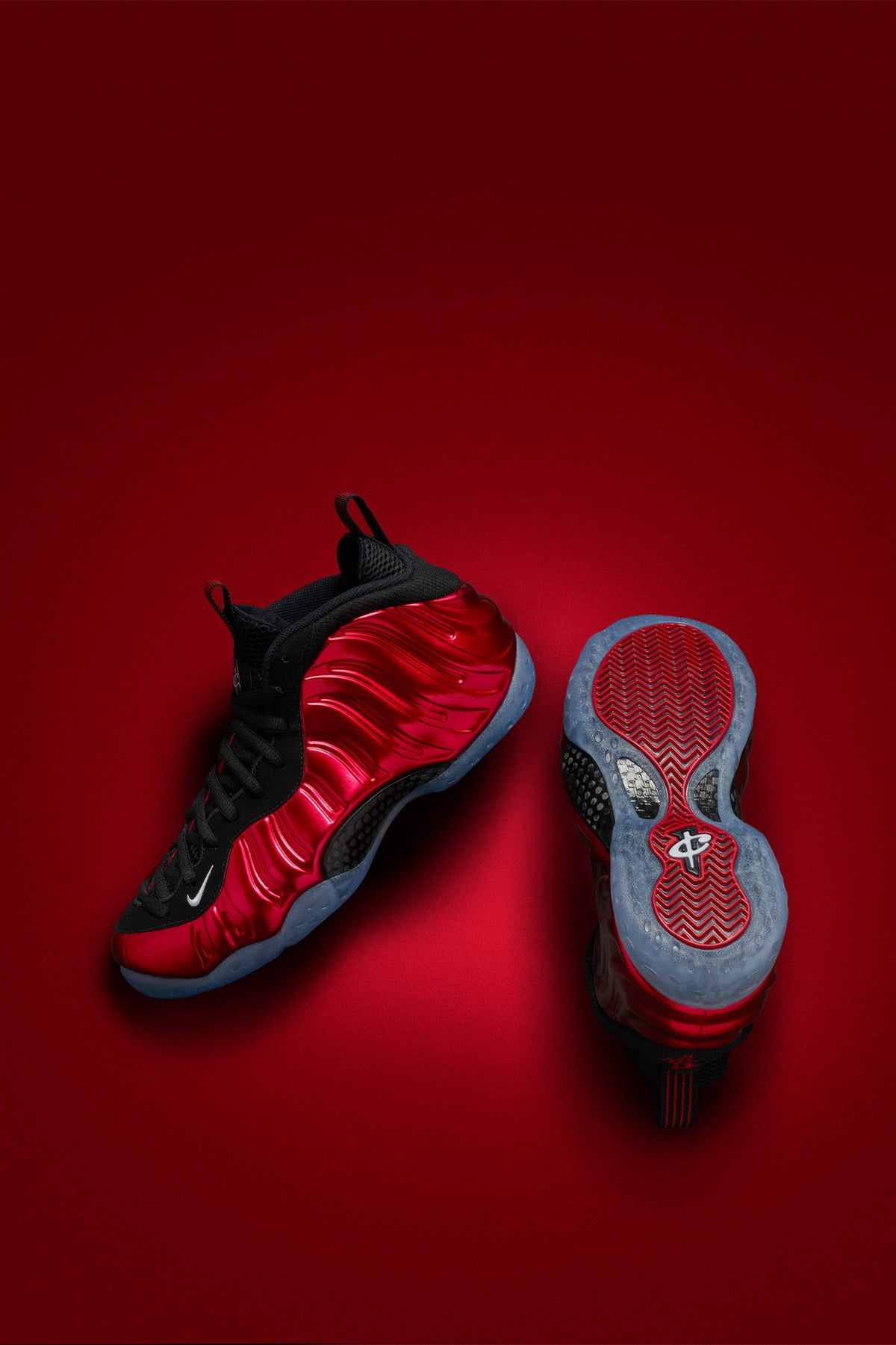 Nike Air Foamposite One
"Metallic Red" (2023)