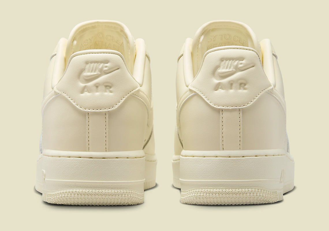 Air Force 1 Low '07
"Fresh Coconut Milk"