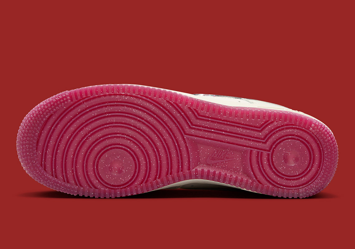 Air Force 1 Low '07 SE PRM
"Valentine's Day 2024" (Women's)