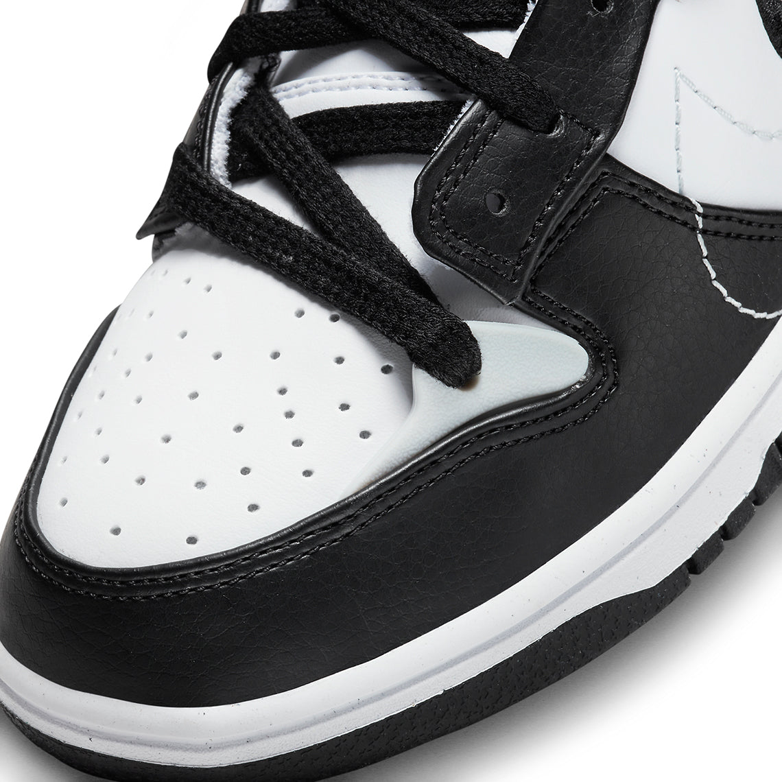 Nike Dunk Low Disrupt 2
"Panda"