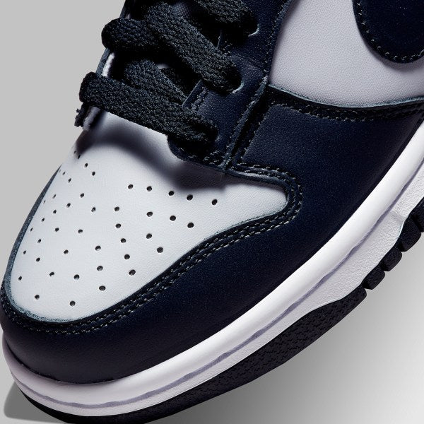 Nike Dunk Low
"Georgetown"