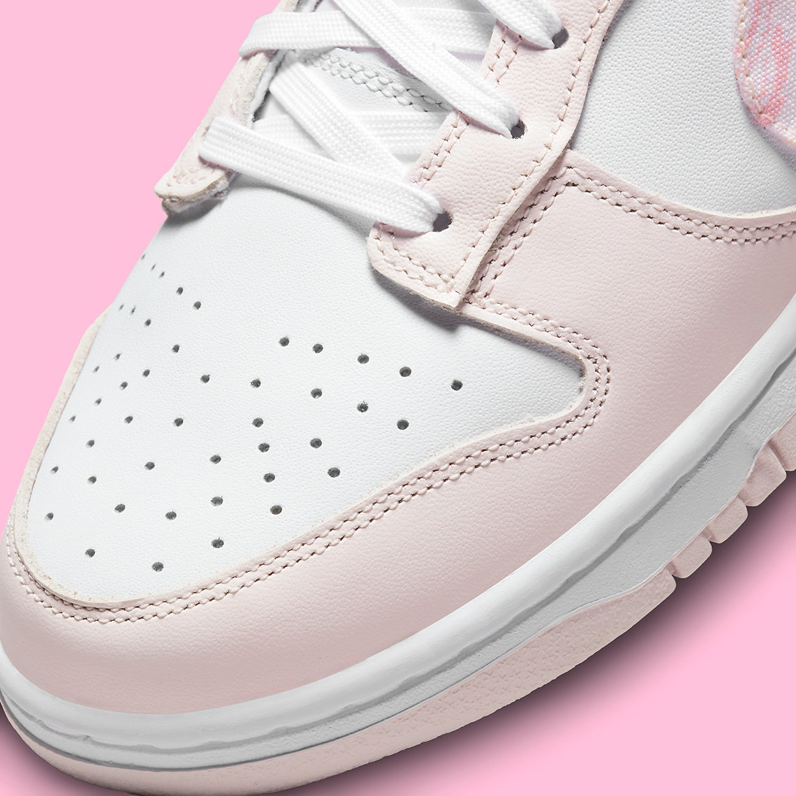 Nike Dunk Low Essential
"Paisley Pack Pink" (Women's)