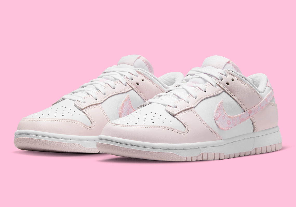 Nike Dunk Low Essential
"Paisley Pack Pink" (Women's)