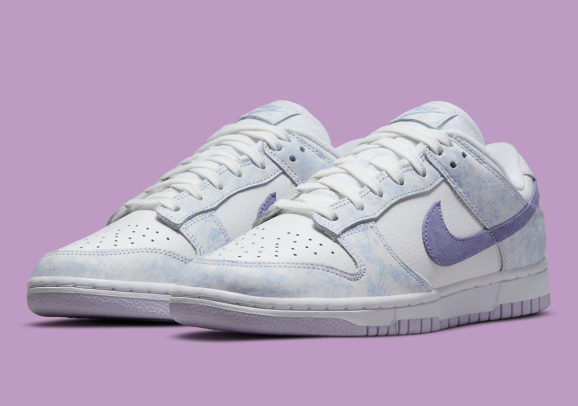 Nike Dunk Low
"Purple Pulse" (Women's)