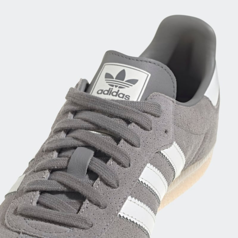 Adidas Samba OG
"Grey Bliss Orange"