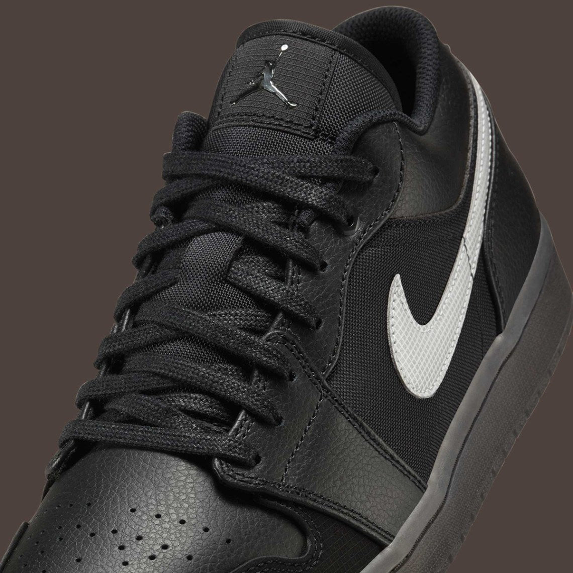 Air Jordan 1 Low
"Black White Dark Smoke Grey"